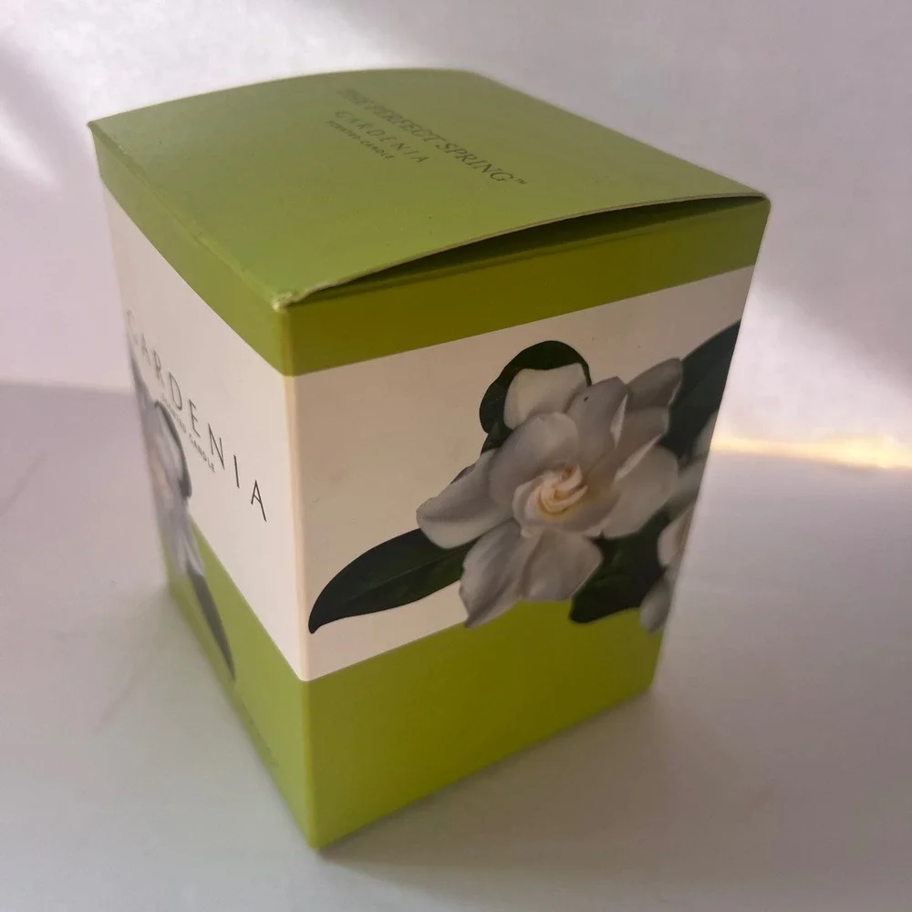 White Barn Gardenia The Perfect Spring Scented Candle 10oz Green Glass Jar Boxed